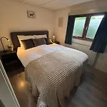 Wild Forest, Knus Op De Veluwe Met Gratis Parkeren דירה *